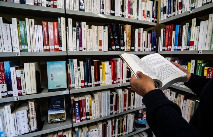 Bibliothèque livres Spay